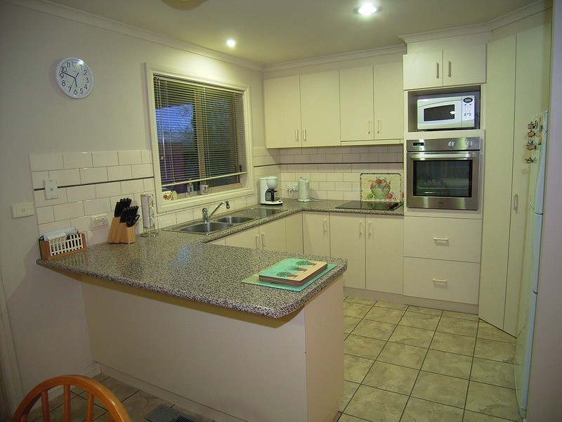 22b Vickers Street, Kialla VIC 3631