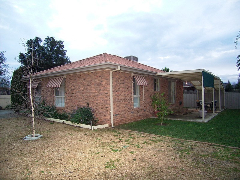 22b Vickers Street, Kialla VIC 3631