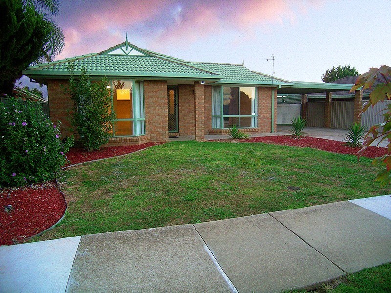 82 Kialla Lakes Drive, Kialla VIC 3631