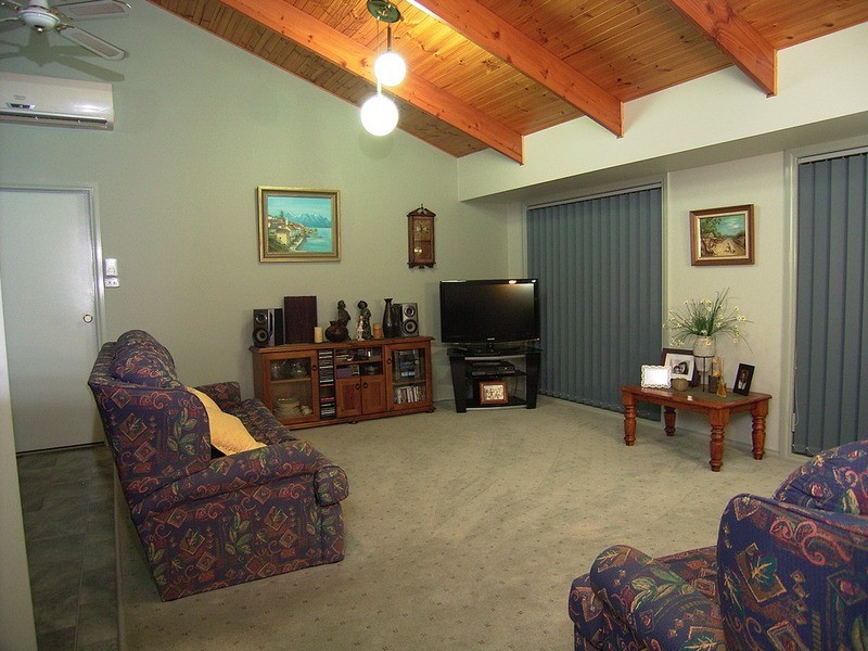 15 Pedder Court, Kialla VIC 3631