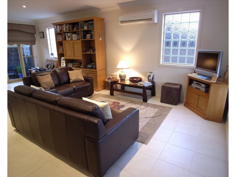 1/18 Dunlop Street, Shepparton VIC 3630