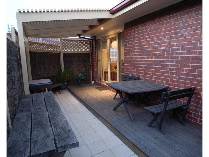 1/18 Dunlop Street, Shepparton VIC 3630