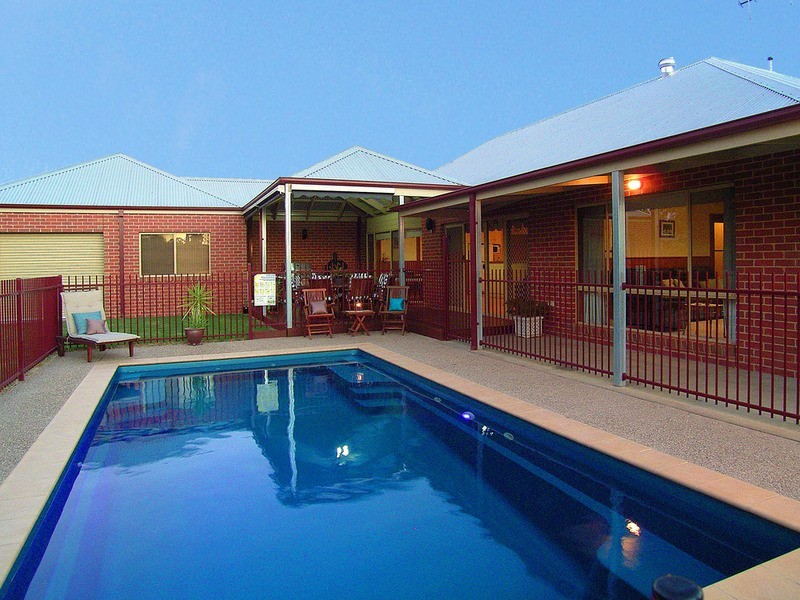 4 Guseli Court, Kialla VIC 3631
