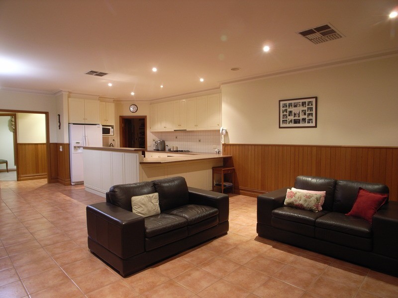 4 Guseli Court, Kialla VIC 3631