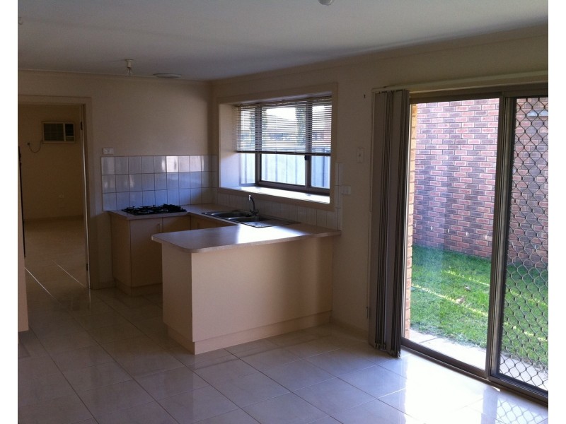 2/68 Mason Street, Shepparton VIC 3630