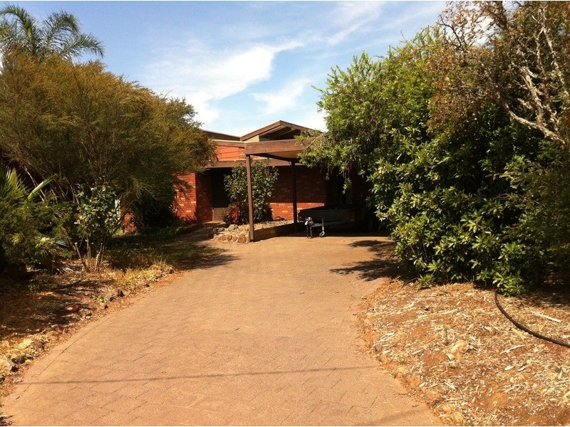 11 Banfield  Avenue, Mooroopna VIC 3629