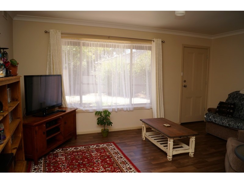 73 Hall Street, Mooroopna VIC 3629