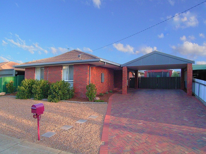 15 Clydesdale Court, Mooroopna VIC 3629