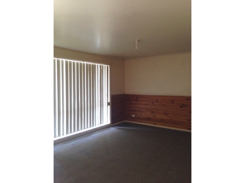 2/18 Beckham Street, Shepparton VIC 3630