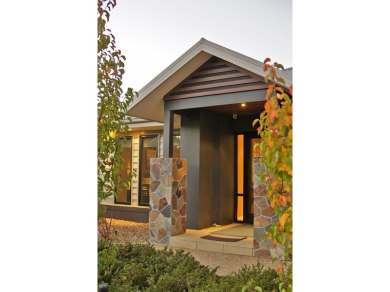 6 Kensington  Drive, Shepparton VIC 3630