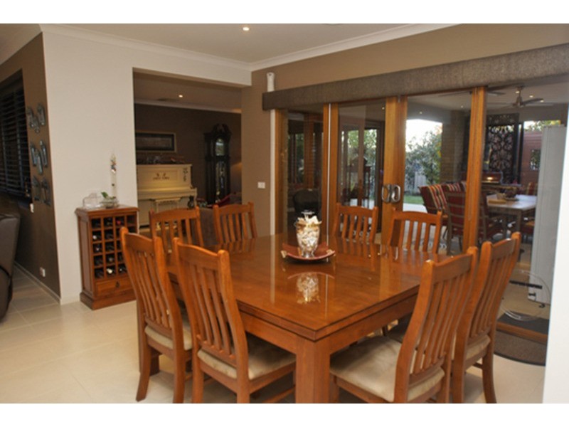 6 Kensington  Drive, Shepparton VIC 3630