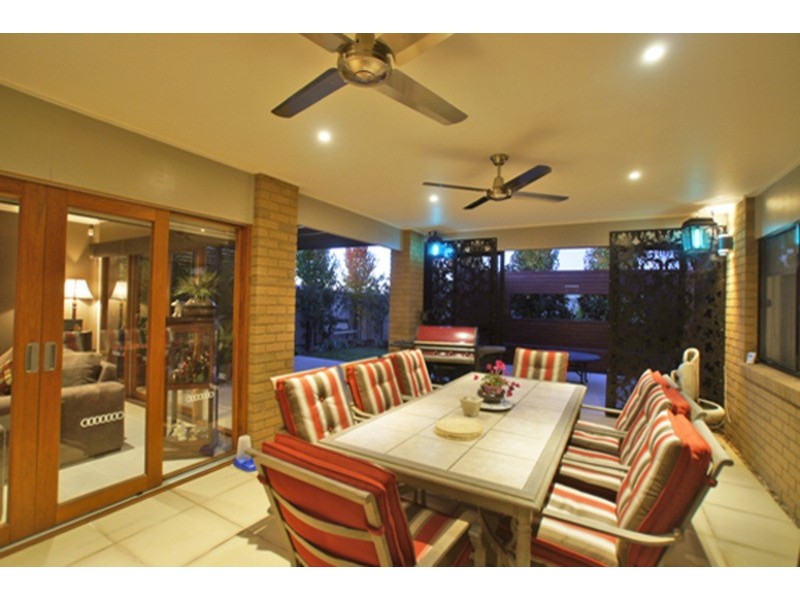 6 Kensington  Drive, Shepparton VIC 3630