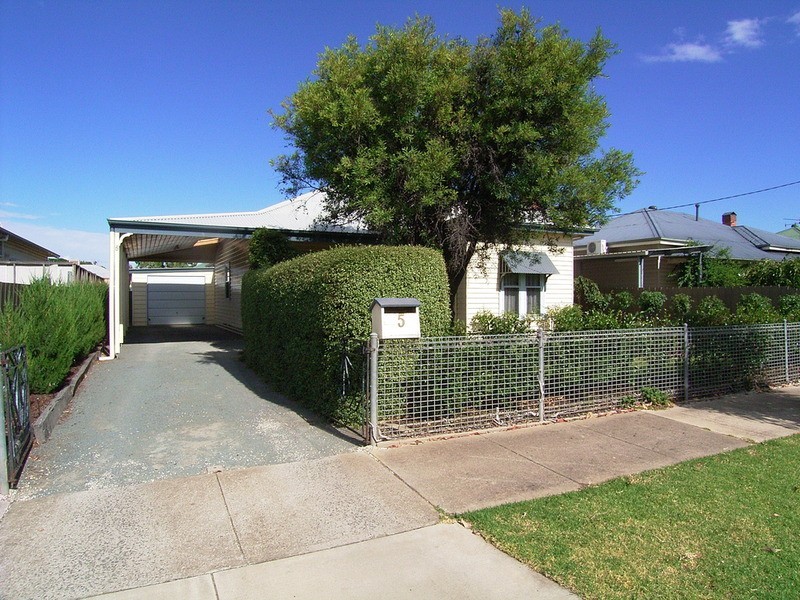 5 Isabella  Street, Shepparton VIC 3630
