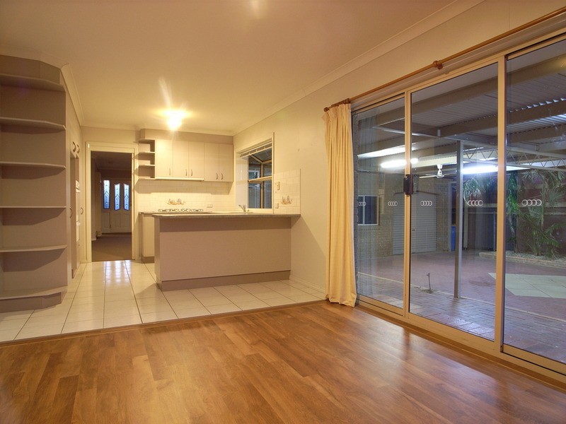 13 Hutchins Crescent, Mooroopna VIC 3629
