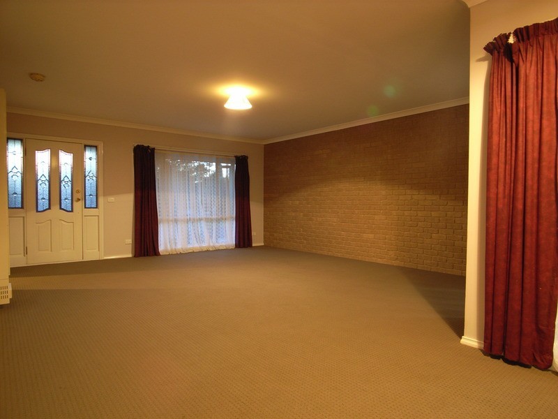 13 Hutchins Crescent, Mooroopna VIC 3629