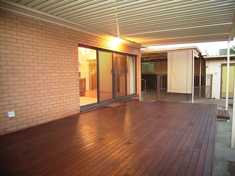 16 Oak Street, Shepparton VIC 3630
