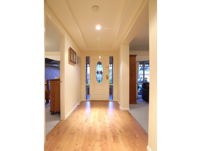 47 King Richard  Drive, Shepparton VIC 3630