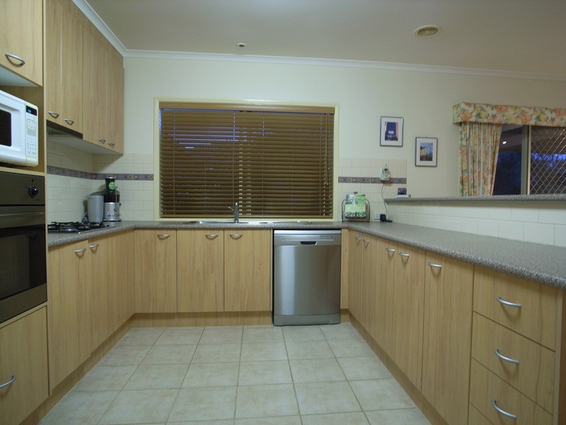 46 King Richard  Drive, Shepparton VIC 3630