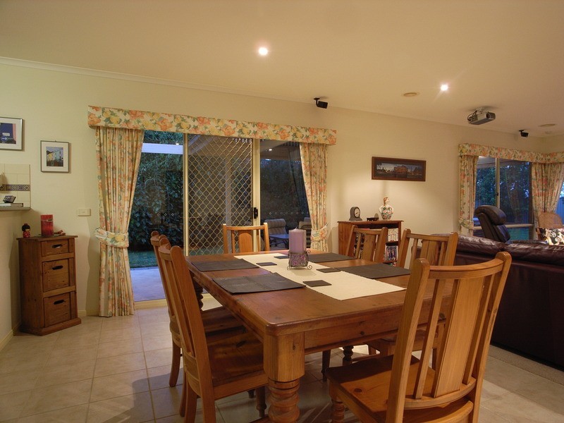 46 King Richard  Drive, Shepparton VIC 3630