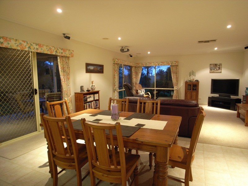 46 King Richard  Drive, Shepparton VIC 3630