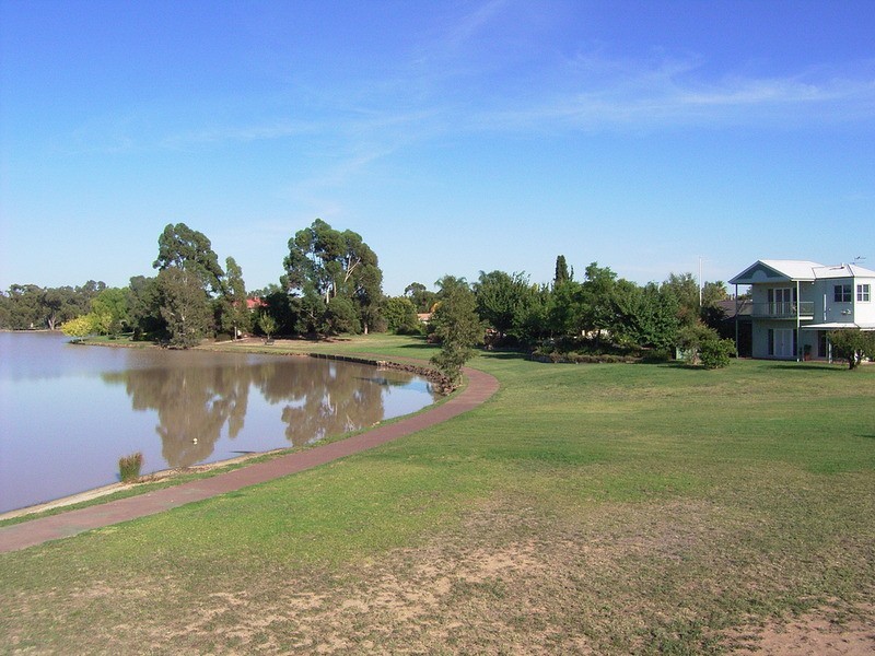 57 Gordon  Drive, Kialla VIC 3631