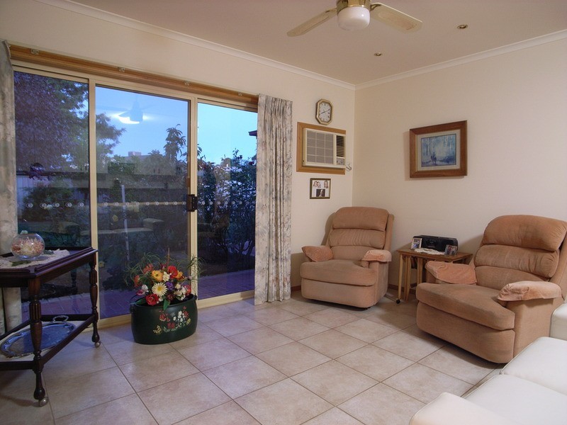 8  Silvan Crescent, Kialla VIC 3631