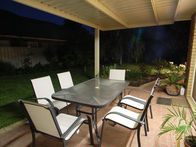 8  Silvan Crescent, Kialla VIC 3631