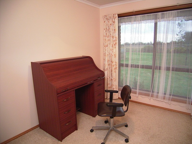 4 Sheffie  Court, Grahamvale VIC 3631