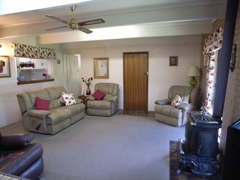 1711 Goulburn Valley  Highway, Tallygaroopna VIC 3634