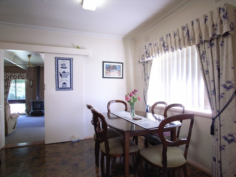 1711 Goulburn Valley  Highway, Tallygaroopna VIC 3634