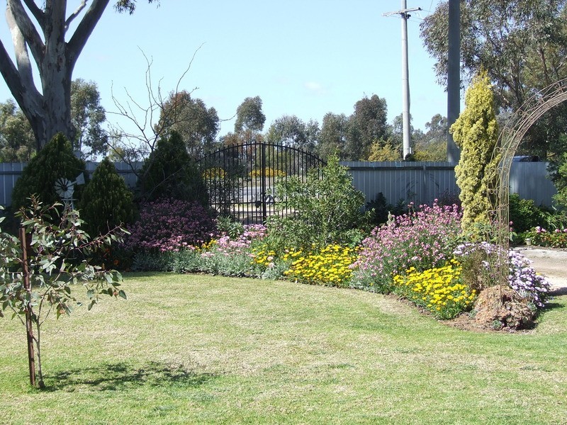 1711 Goulburn Valley  Highway, Tallygaroopna VIC 3634