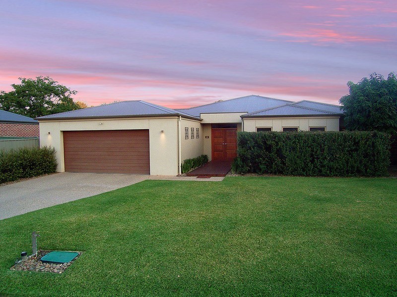 5 Curlew  Place, Shepparton VIC 3630