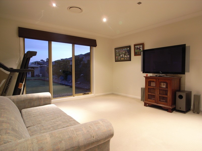 5 Curlew  Place, Shepparton VIC 3630