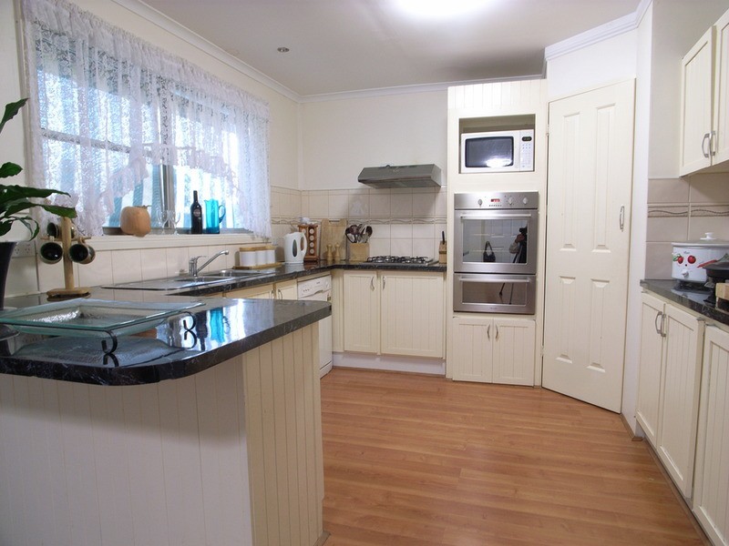 1 Bedford  Court, Shepparton VIC 3630