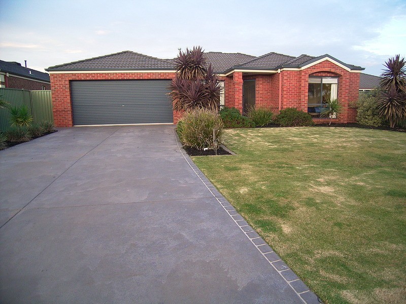 8 Jonagold Court, Shepparton VIC 3630