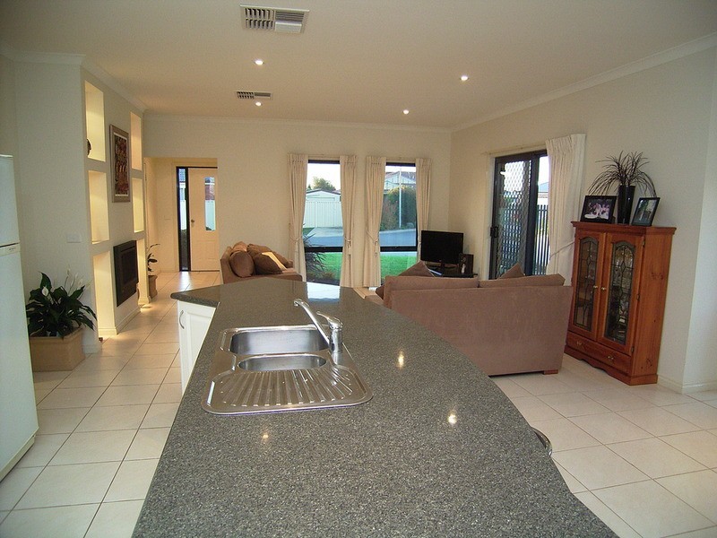 7 Lewis  Court, Mooroopna VIC 3629