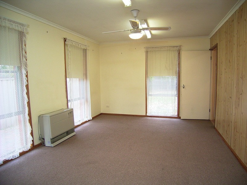 34  Poplar  Avenue, Shepparton VIC 3630