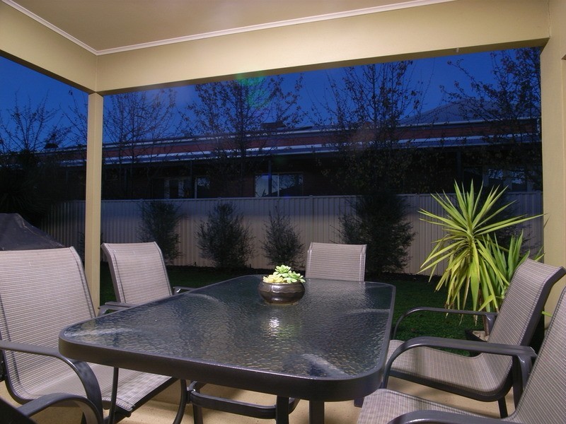 76 Knight  Street, Mooroopna VIC 3629