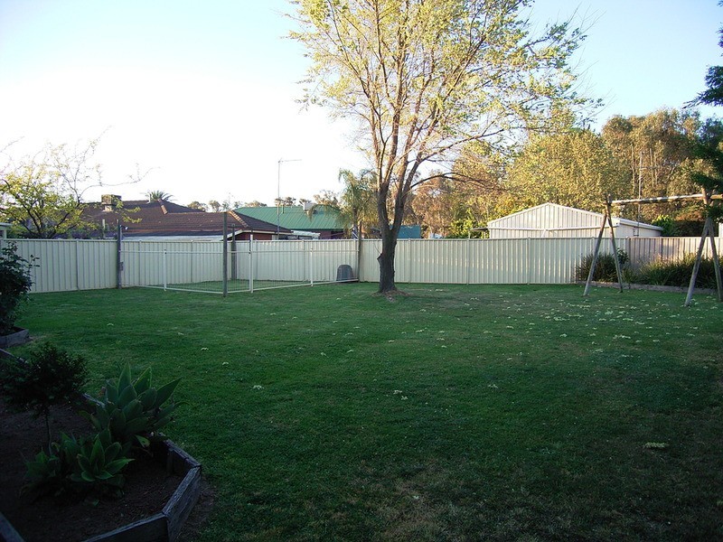 29 Silvan  Crescent, Kialla VIC 3631