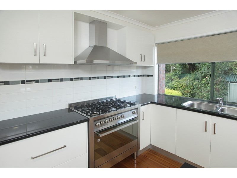 5 Nicholls  Avenue, Shepparton VIC 3630