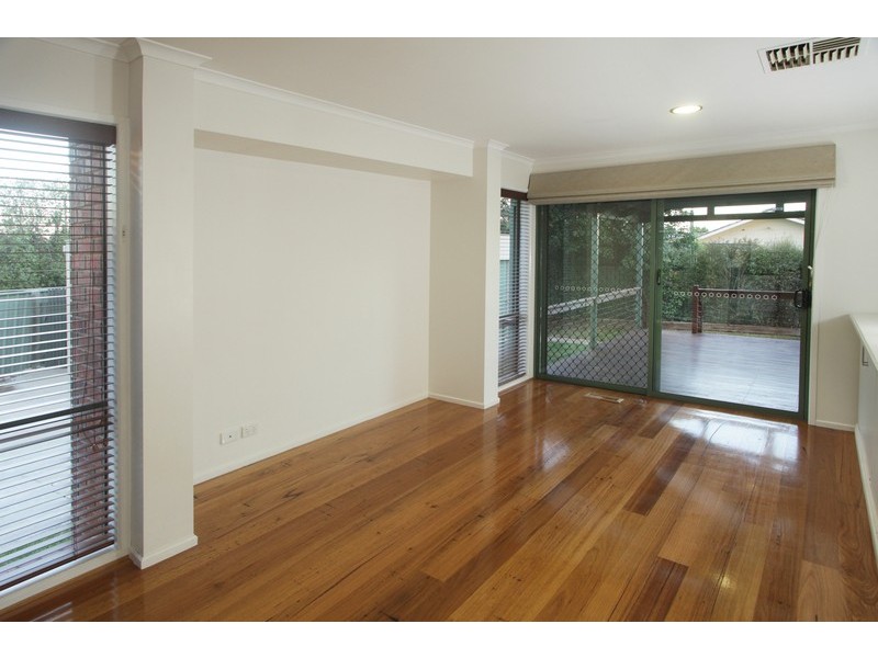 5 Nicholls  Avenue, Shepparton VIC 3630