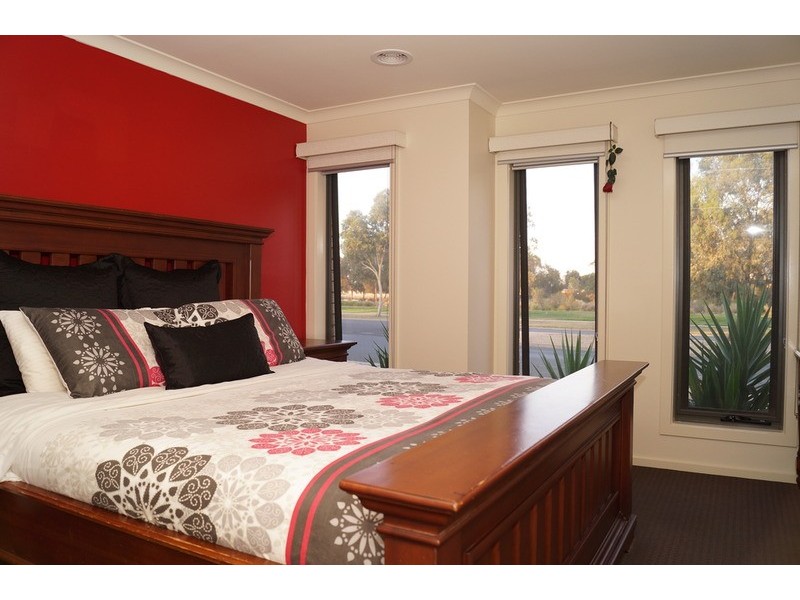 4/24 Parkside Drive, Shepparton VIC 3630