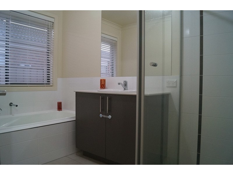 4/24 Parkside Drive, Shepparton VIC 3630