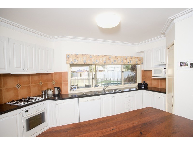 7 Menindee Crescent, Kialla VIC 3631
