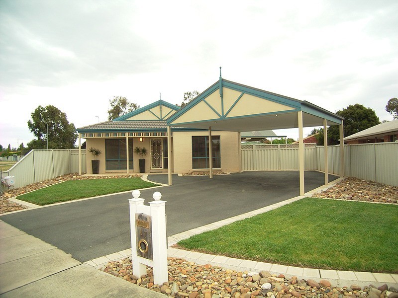 17 Solar Court, Shepparton VIC 3630