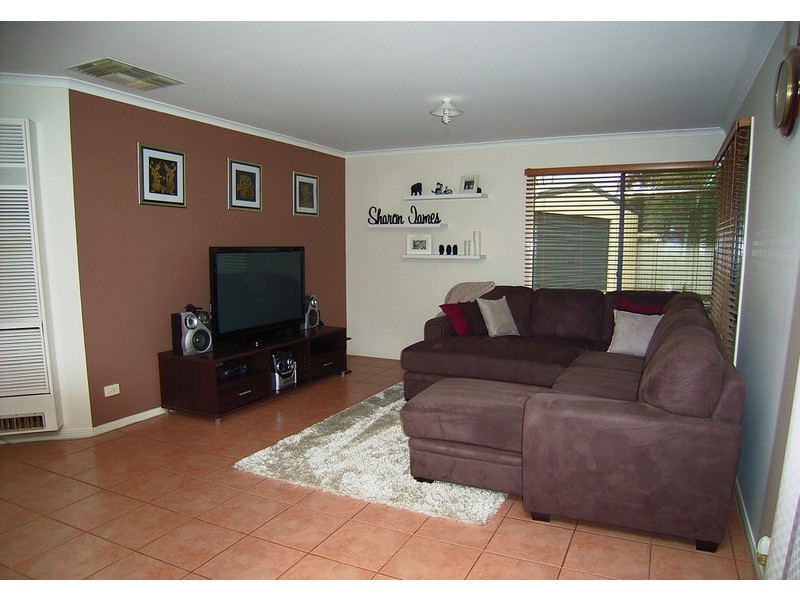 17 Solar Court, Shepparton VIC 3630