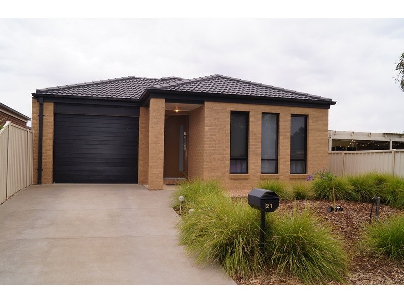 21 Taig  Avenue, Kialla VIC 3631
