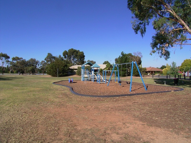 19 Ganaway  Crescent, Kialla VIC 3631