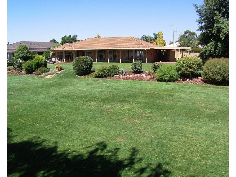 19 Ganaway  Crescent, Kialla VIC 3631