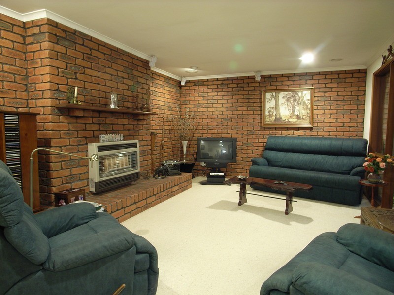 2 Thomas  Court, Shepparton VIC 3630